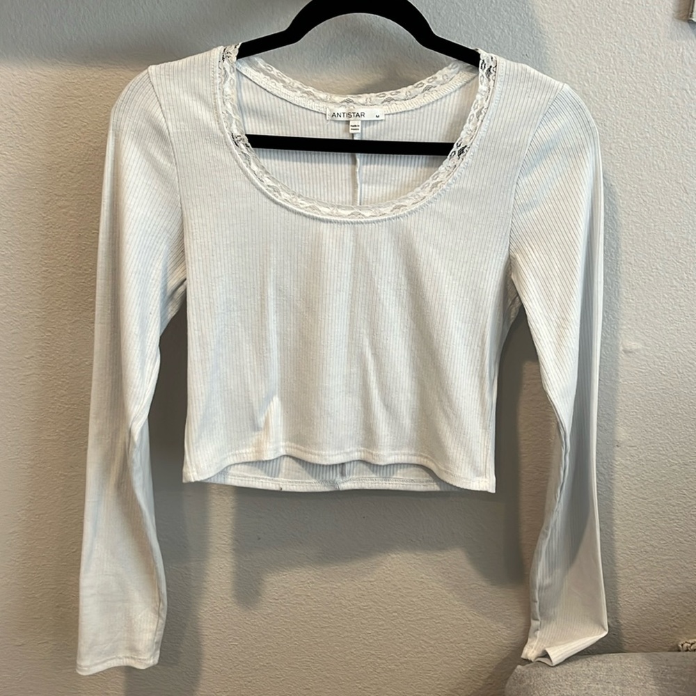 Ribbed Lacey Longsleeve